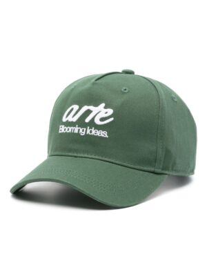 casquette à logo brodé