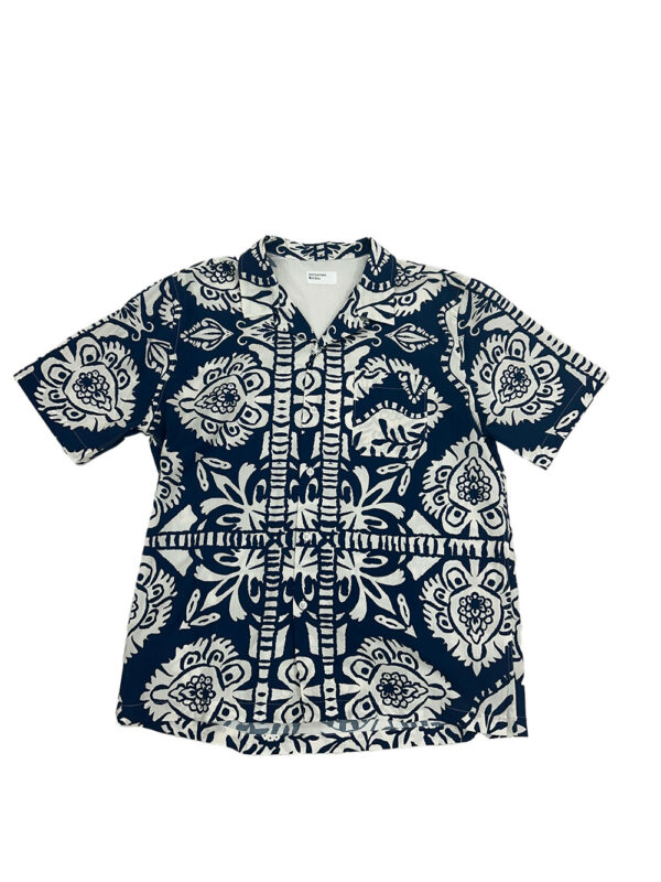 Chemise à motifs